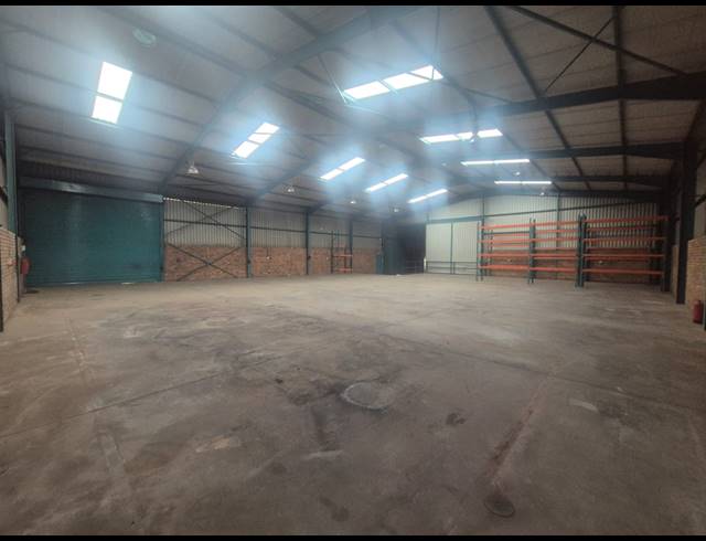 1,846M² WAREHOUSE TO LET IN POMONA